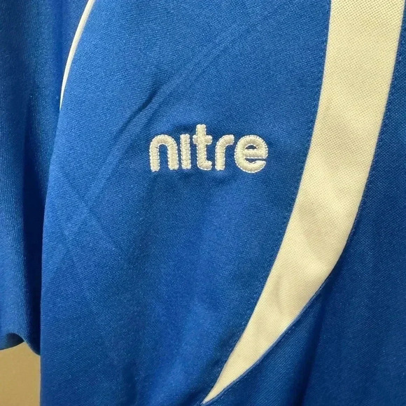 El Salvador Football Soccer Jersey - Picture 4 of 7